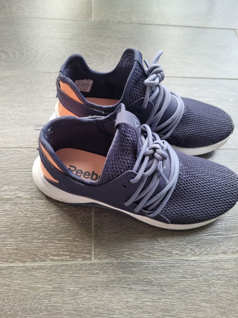 Reebok studio shoes hotsell