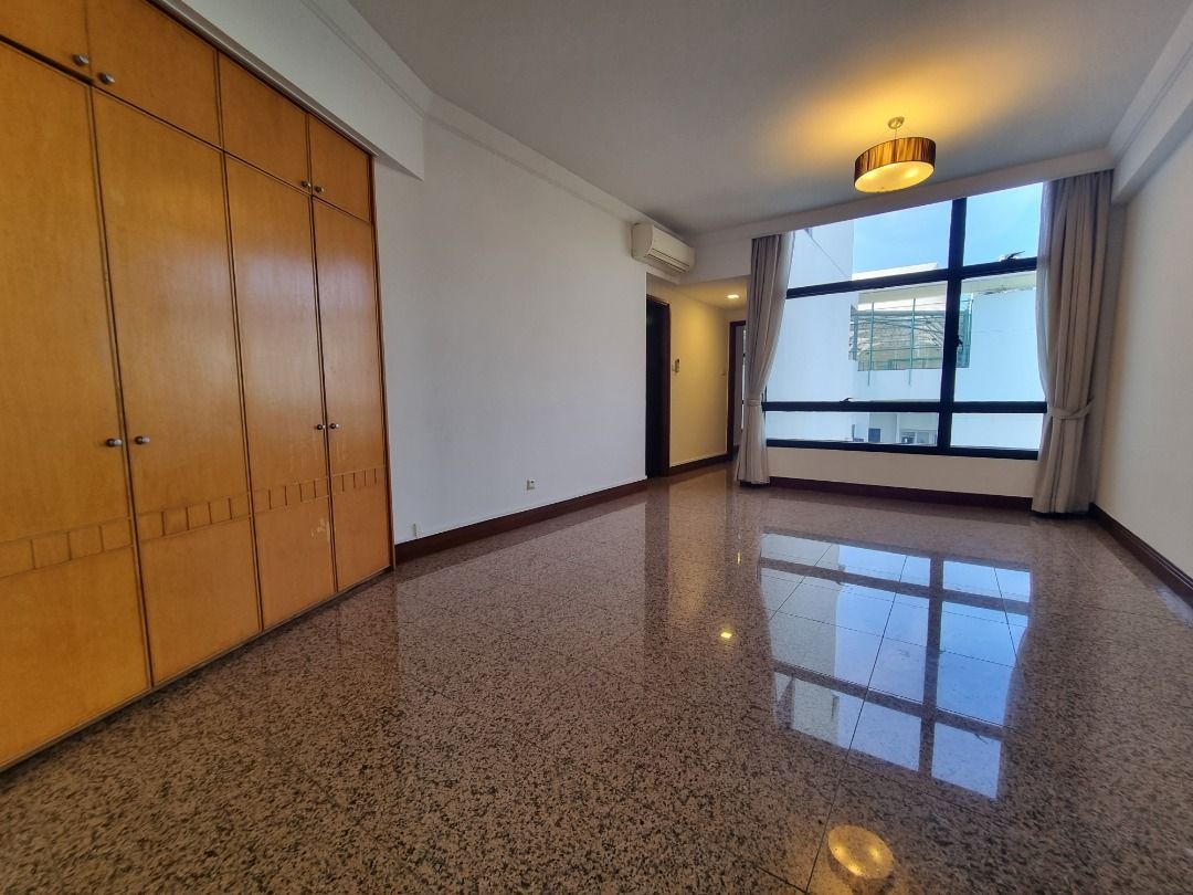 River Place Condo Duplex Penthouse at 60 Havelock Road. Tower A1, 1127. Area 3649 sf. 4