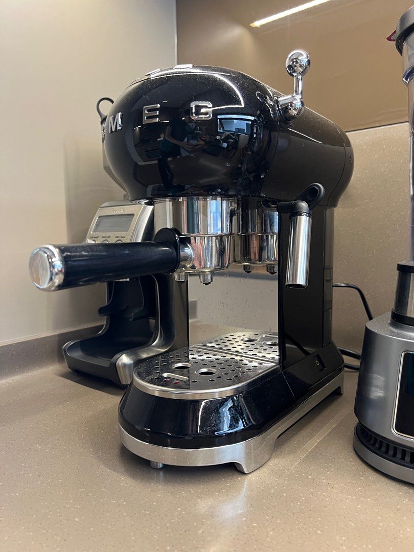 SMEG Espresso Machine, TV & Home Appliances, Kitchen Appliances, Coffee