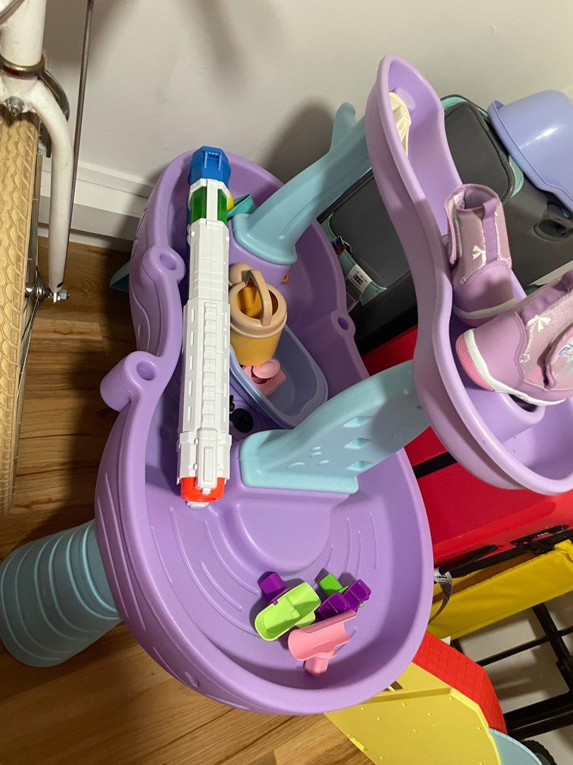 Step 2 unicorn water table, Hobbies & Toys, Toys & Games on Carousell