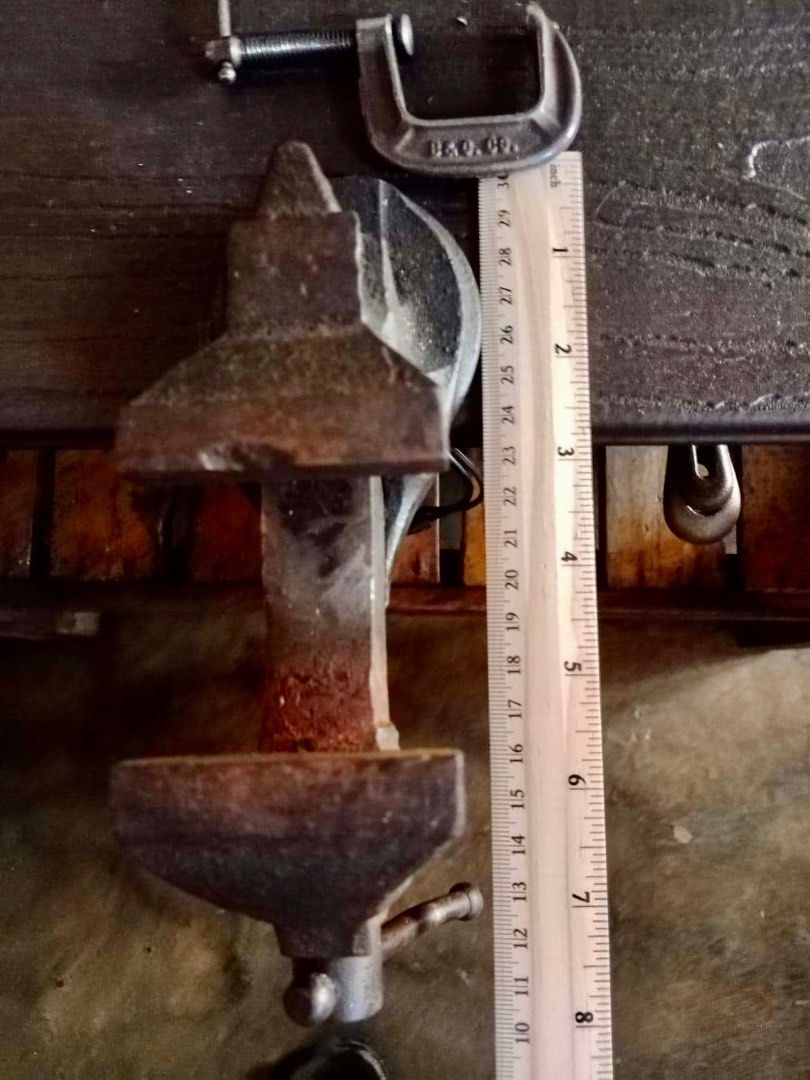 Table Vise (Category: Construction Tools & Equipment) located in Quezon City. Submitted by topazisyellow (Listing ID 1197303312, Image 1). Description: Small table vise; heavy-duty; measurement as seen in the picture. Note: c-clamp not included..
