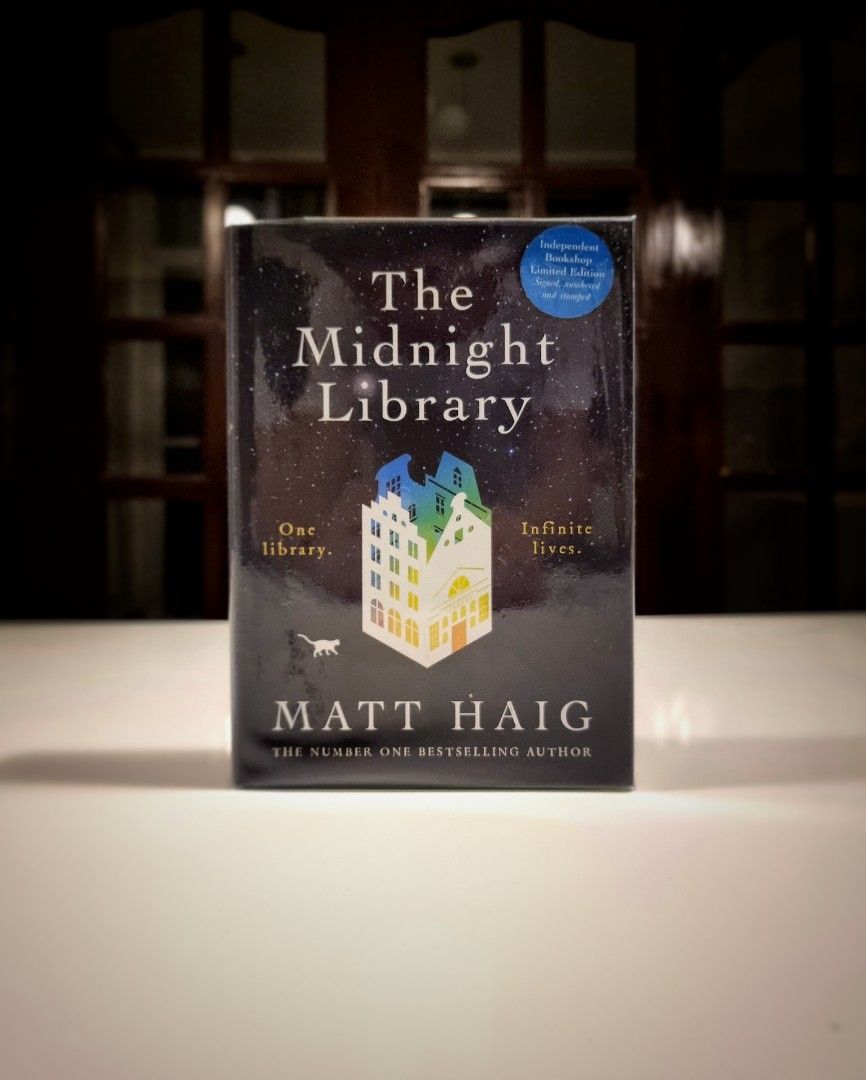 (SIGNED First Edition) The Midnight Library by Matt Haig, Hobbies