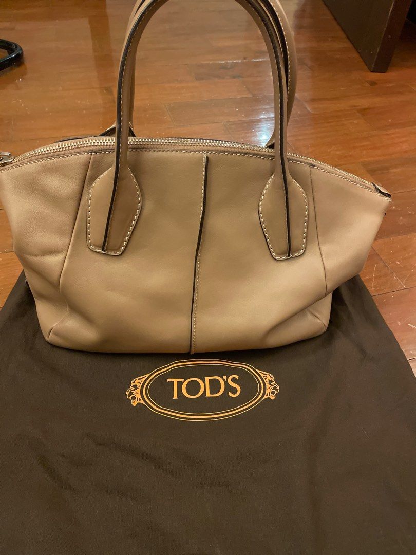 Tods DD bag, Luxury, Bags & Wallets on Carousell