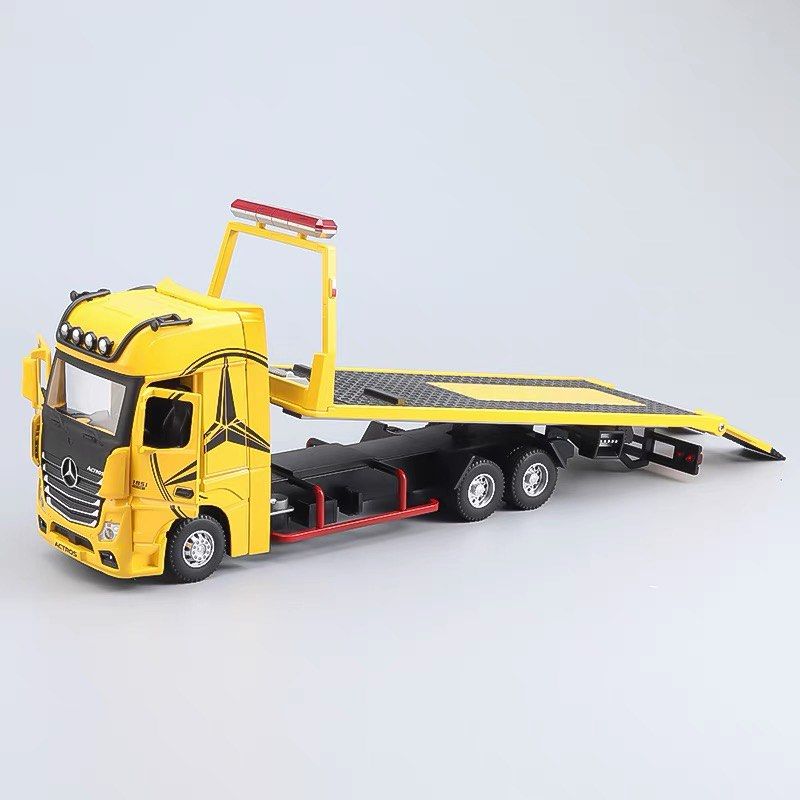 Tow Truck towing scale 1 24 Hobbies Toys Toys Games on