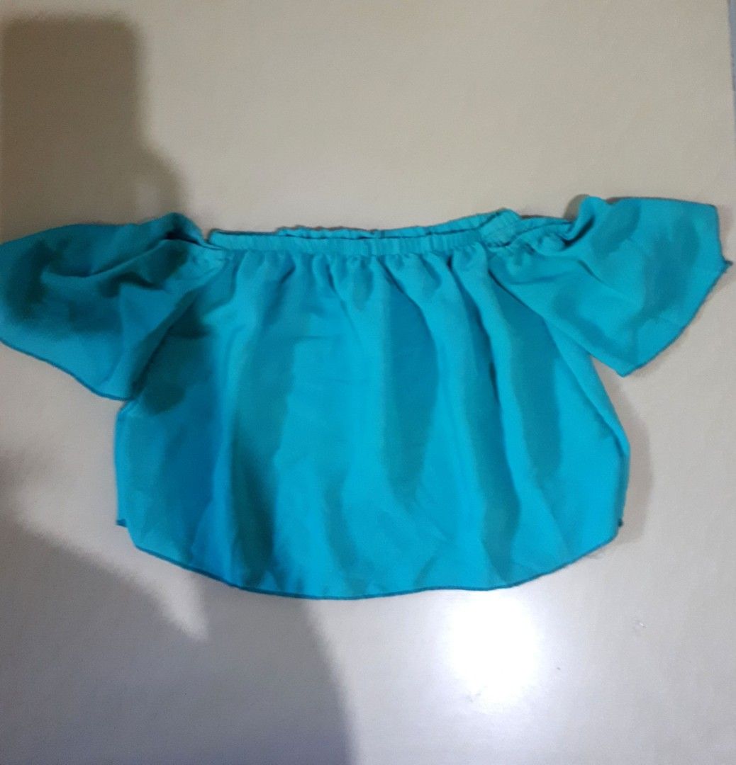 Trendy top s4 (Category: Babies & Kids Fashion) located in Balanga. Submitted by _thriftizen (Listing ID 1197170883, Image 1). Description: .
