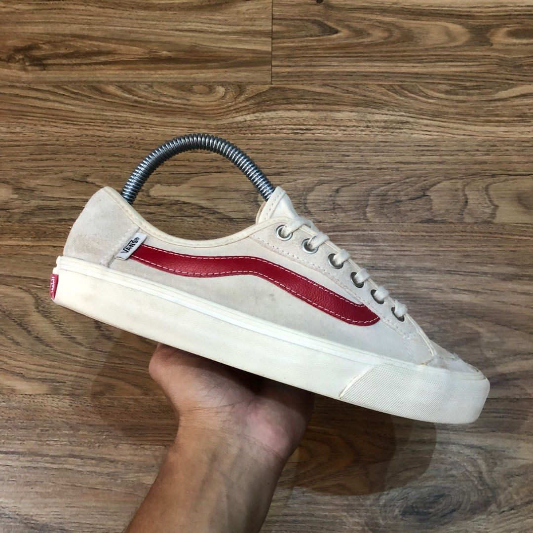 Vans black ball white red outlet