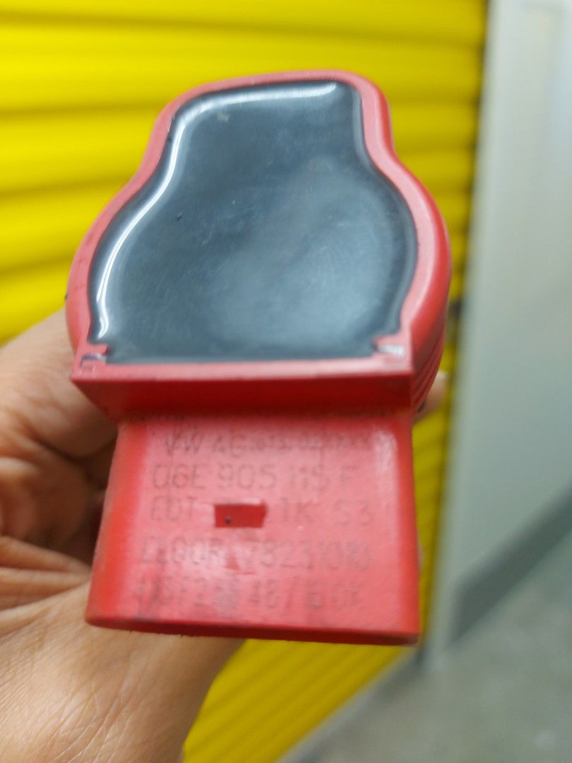 VW audi R8 red ignition coil, Car Accessories, Accessories on Carousell