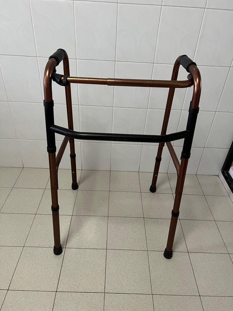 Walking Frame / Crutches, Health & Nutrition, Assistive & Rehabilatory