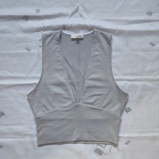WILFRED FREE PLUNGING V NECKLINE TOP | y2k model off duty basic acubi subversive not hyein seo