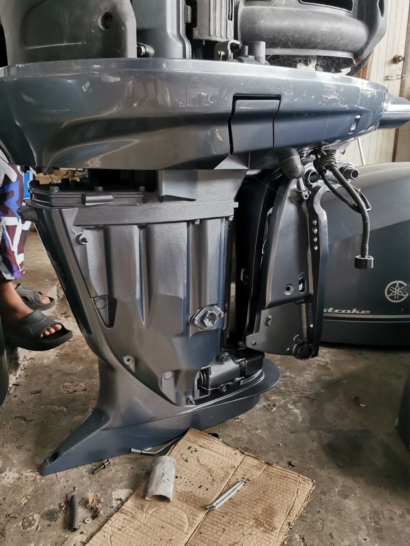 Yamaha outboard engine 250hp full overhaul, Everything Else on Carousell