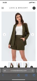 (Category: ) located in . Submitted by buywardrobe (Listing ID 1197152465, Image 1). Description: .
