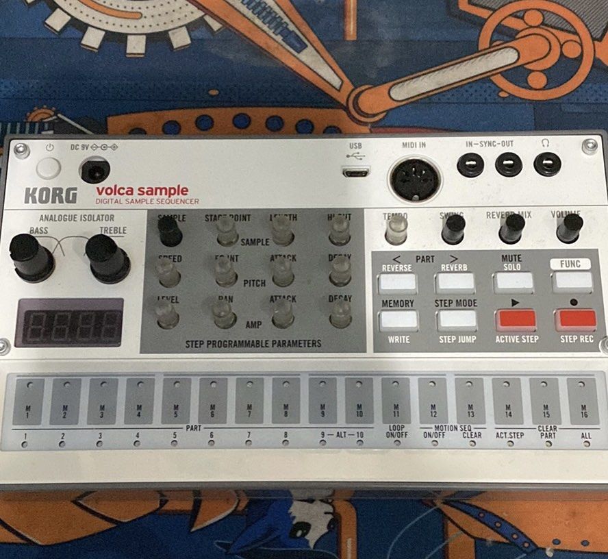 9新)Korg Volca sample 2 + volca beats(包原裝Box), 興趣及遊戲