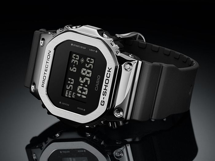 佐敦門市100% 全新Casio G-Shock 鋼殼Metal Bezel 黑Black GM-5600 GM