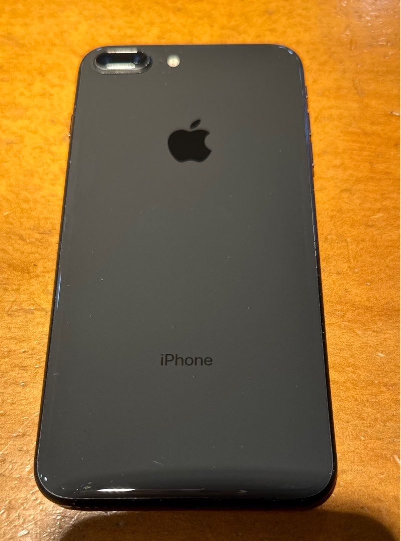 iPhone8 64GB ゴールド/シムフリー/大容量新品BT100% 093-