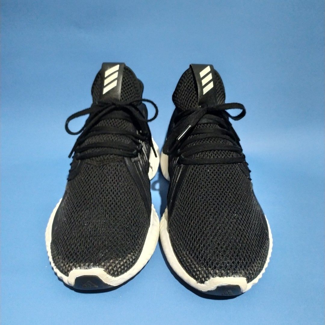 Meekness swing Play with Adidas Alphabounce Instinct Clima, Fesyen Pria, Sepatu , Sneakers di  Carousell
