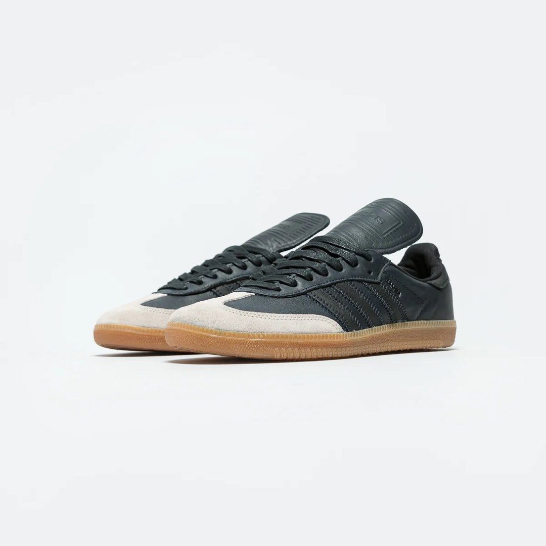 Human race black gum sole top