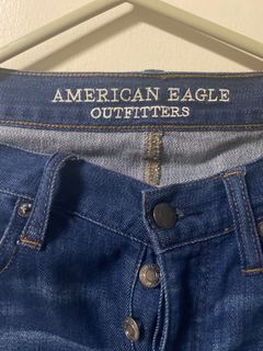 AEO Vintage Hi-Rise Ripped Jeans