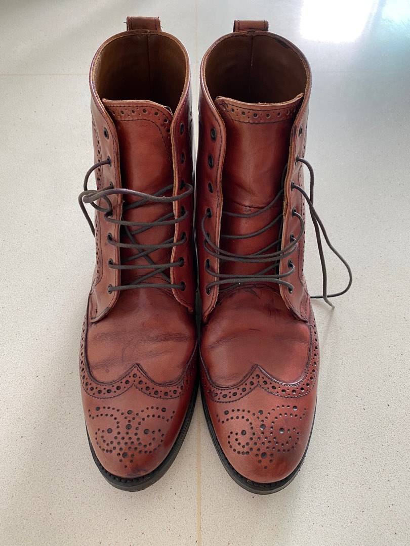 Dalton wingtip store