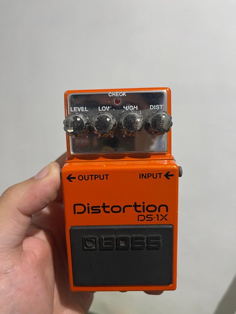 BOSS DS-1X ディストーション - 器材