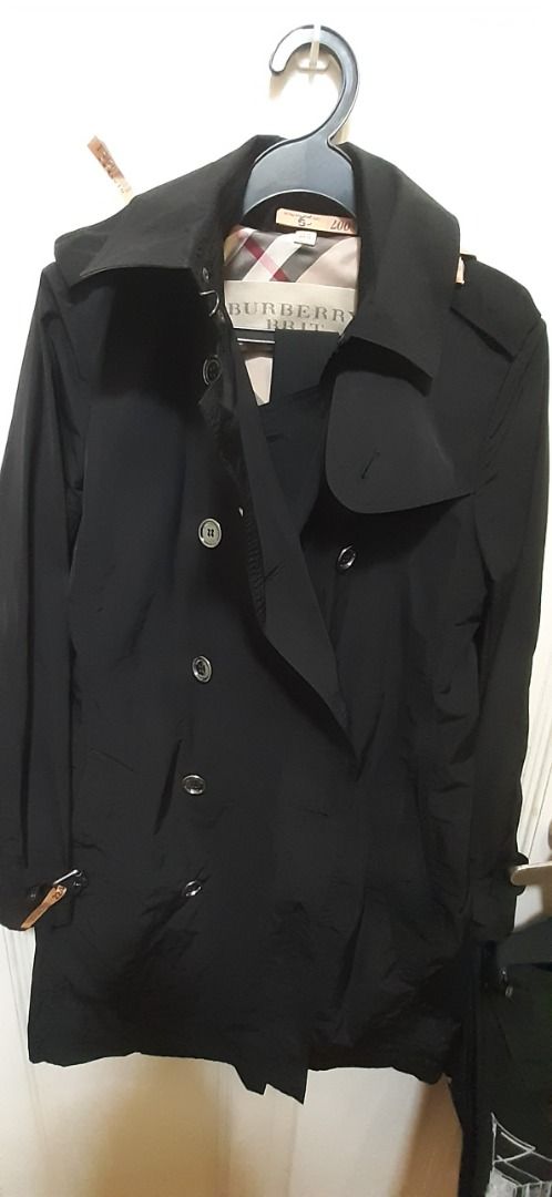 Burberry Polyester Trench coat for light winter Women s Fashion
