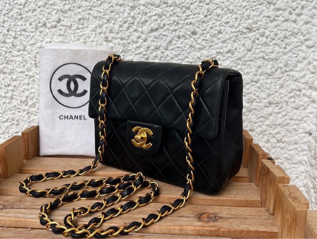 Chanel vintage mini8 seri6, Luxury, Bags & Wallets on Carousell