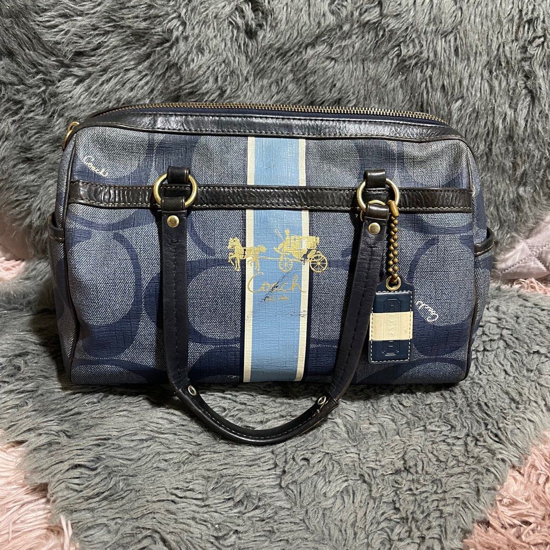 Coach Doctors Bag, Women's Fashion, Bags & Wallets, Tote Bags on Carousell