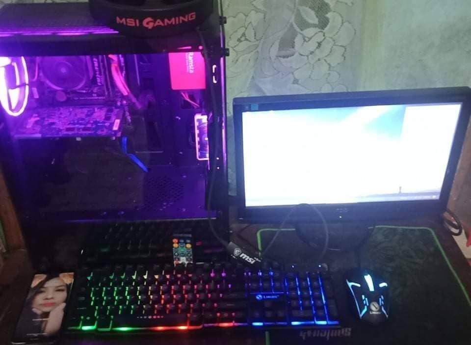 Computer Set (Good specs for it's price), Computers & Tech, Desktops on