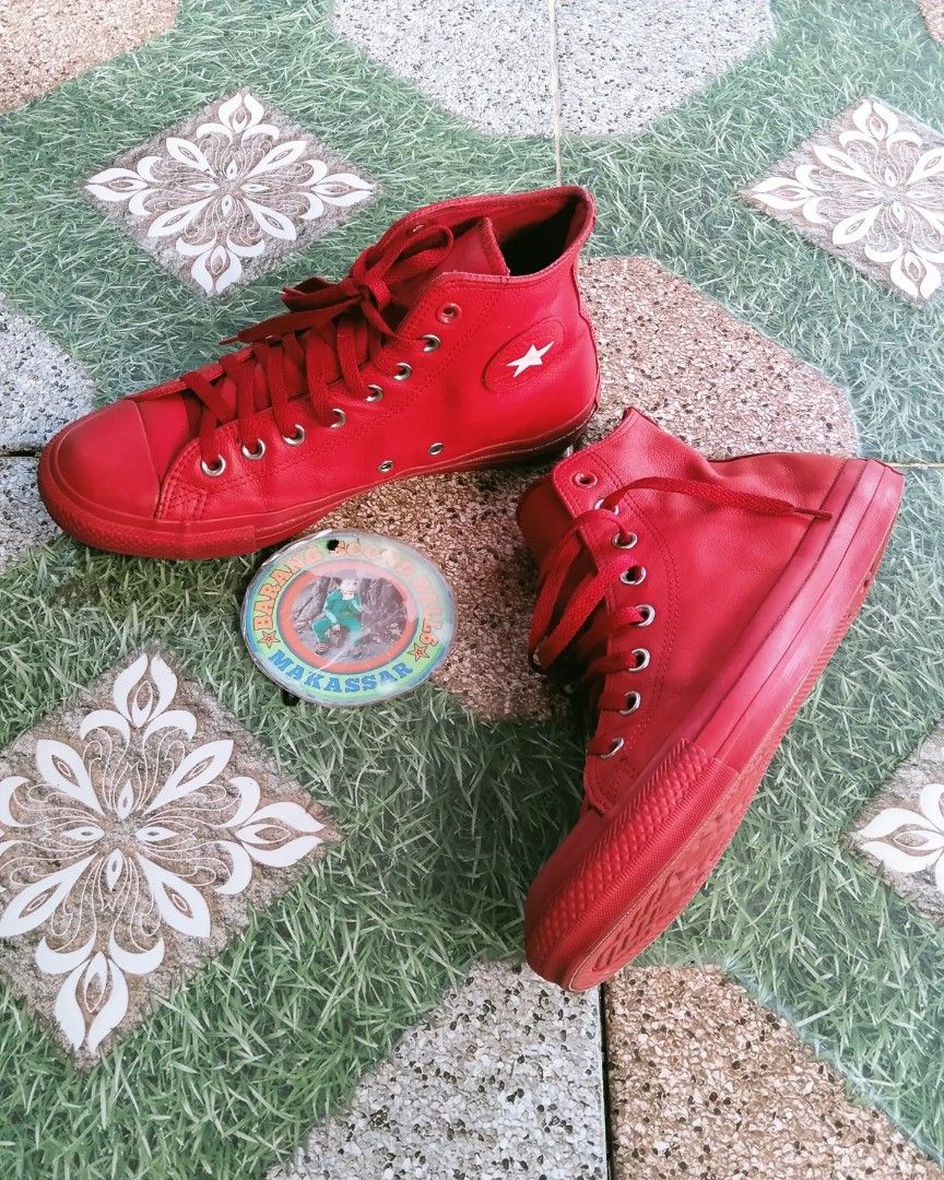Converse hot sale total red