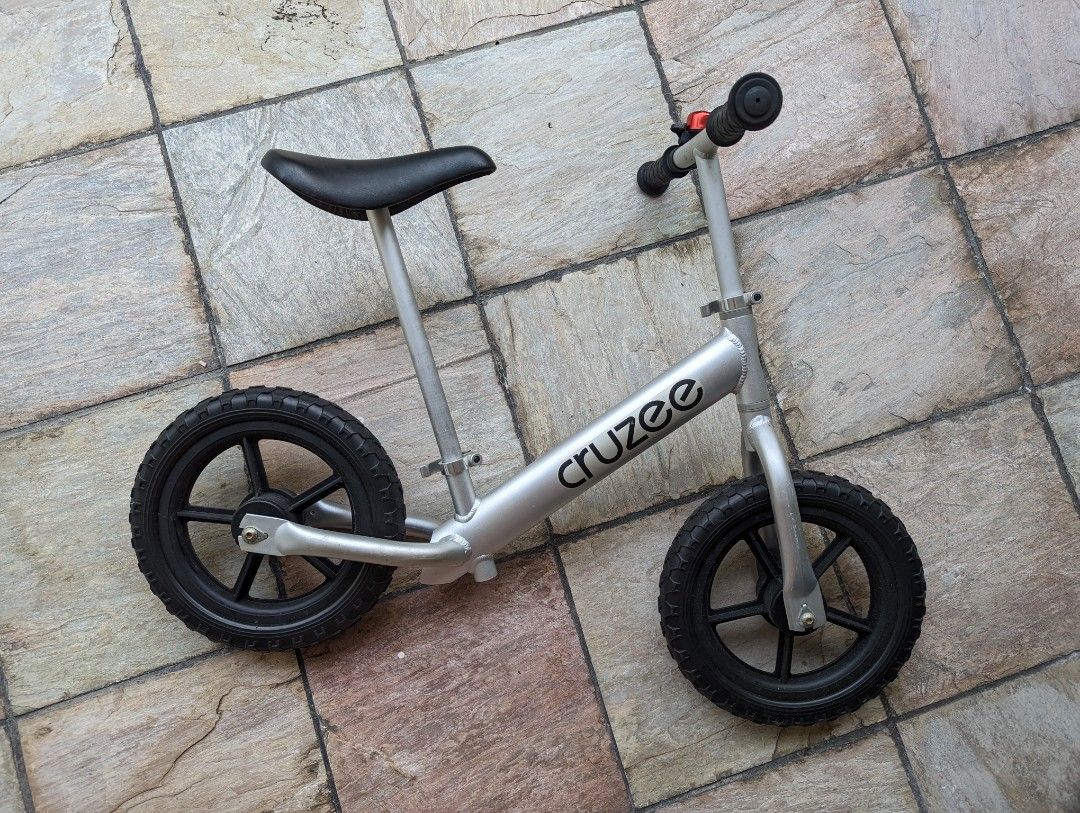 Cruze Balance Bike, Sports Equipment, Bicycles & Parts, Bicycles on