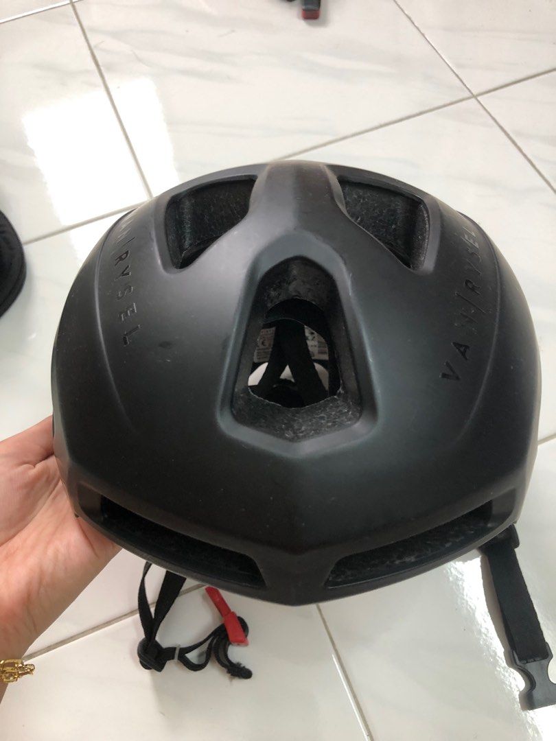 Roadr 100 hot sale cycling helmet