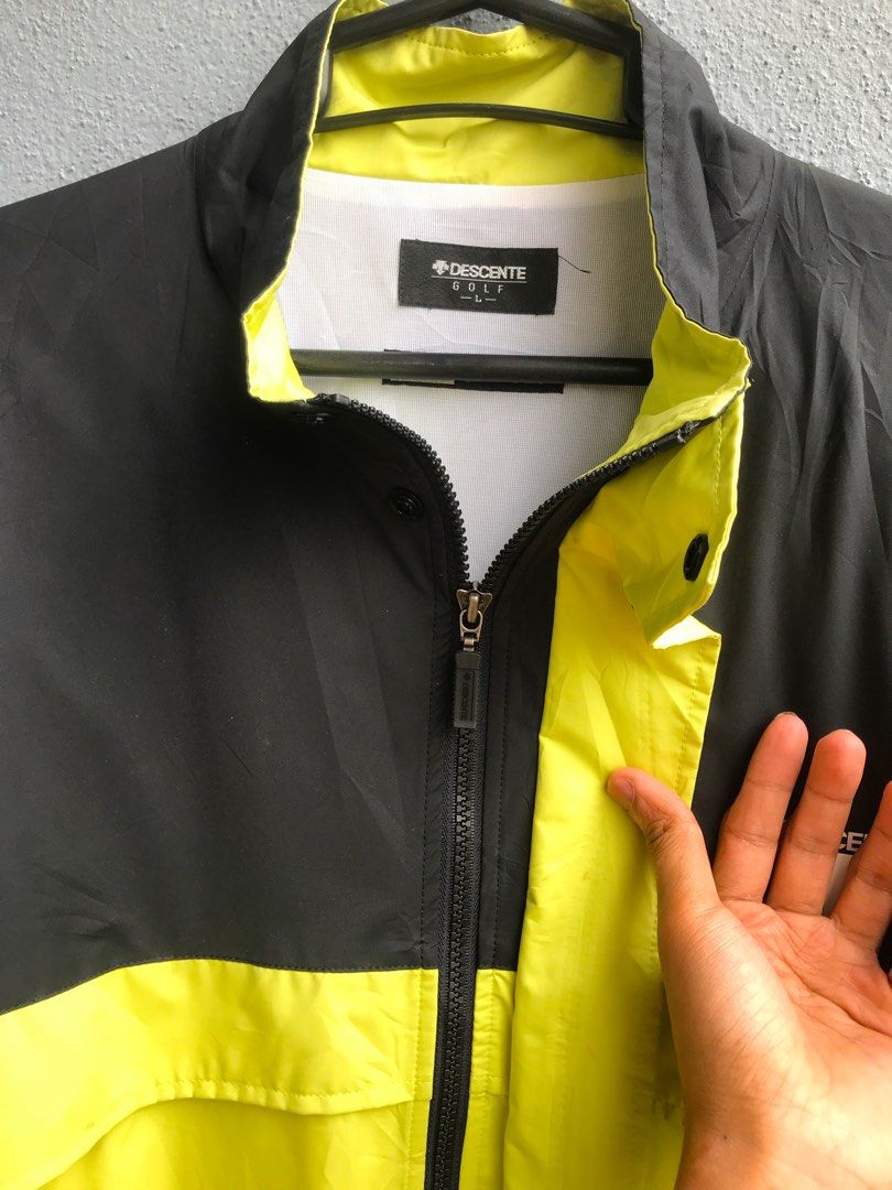 Descente Golf Rain Force Jacket, Men's Fashion, Coats, Jackets and Outerwear on Carousell