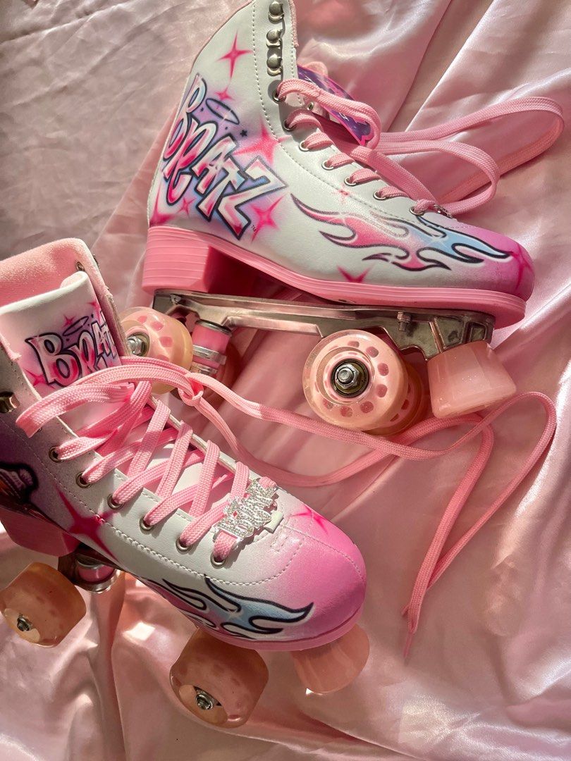 dolls kill bratz roller skates, Sports Equipment, Sports & Games