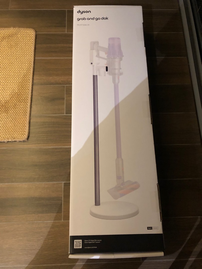 Dyson v12 docking station, TV & Home Appliances, Vacuum Cleaner & Housekeeping on Carousell