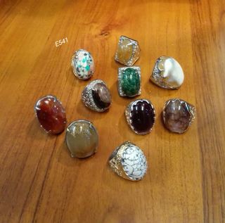 (Category: ) located in . Submitted by smartartncrafts (Listing ID 1197364831, Image 1). Description: .