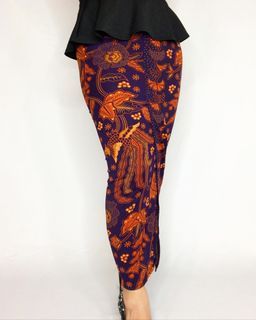 Endah Batik Skirt purple orange