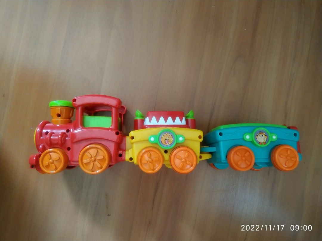 Fisher price peek a blocks train clearance