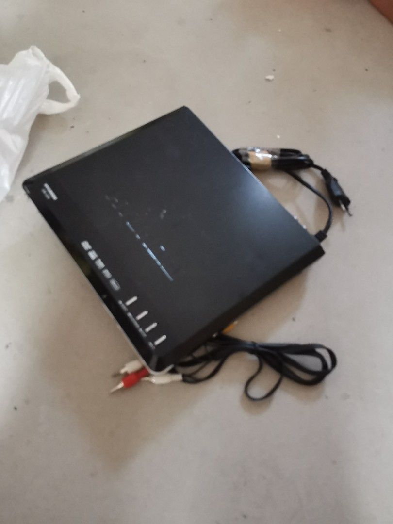 Free* Hyundai DVD players, Audio, Portable Music Players on Carousell