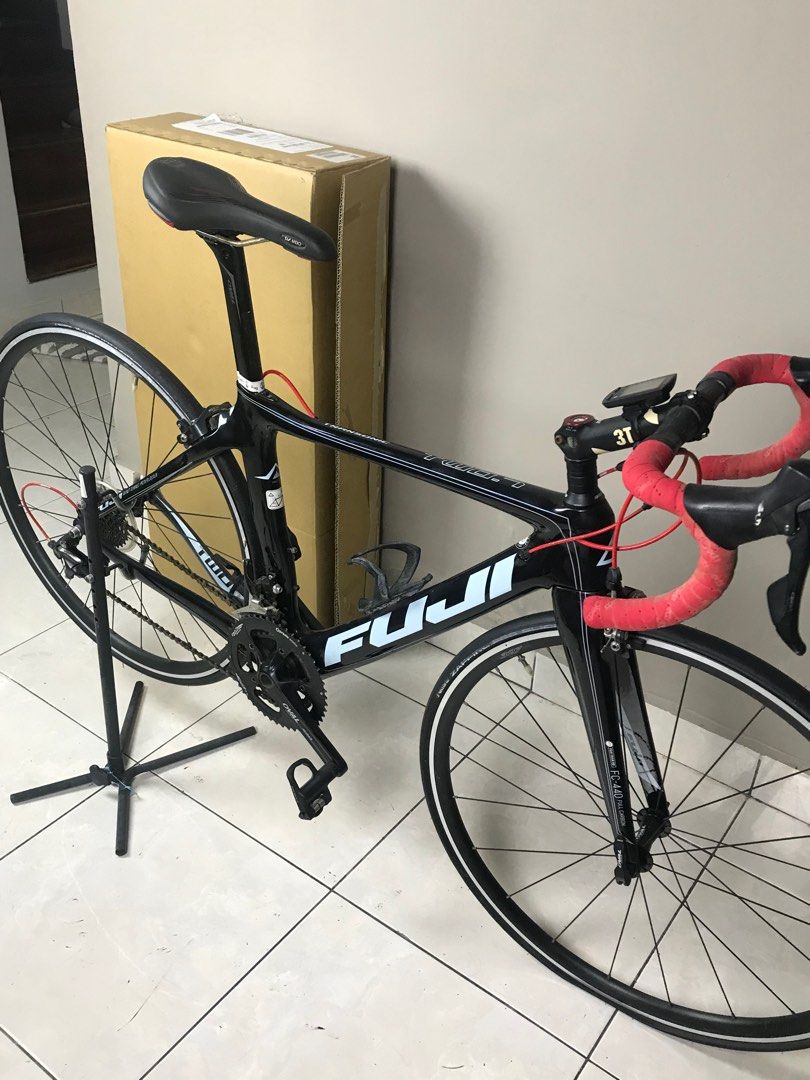 Fuji transonic best sale road bike