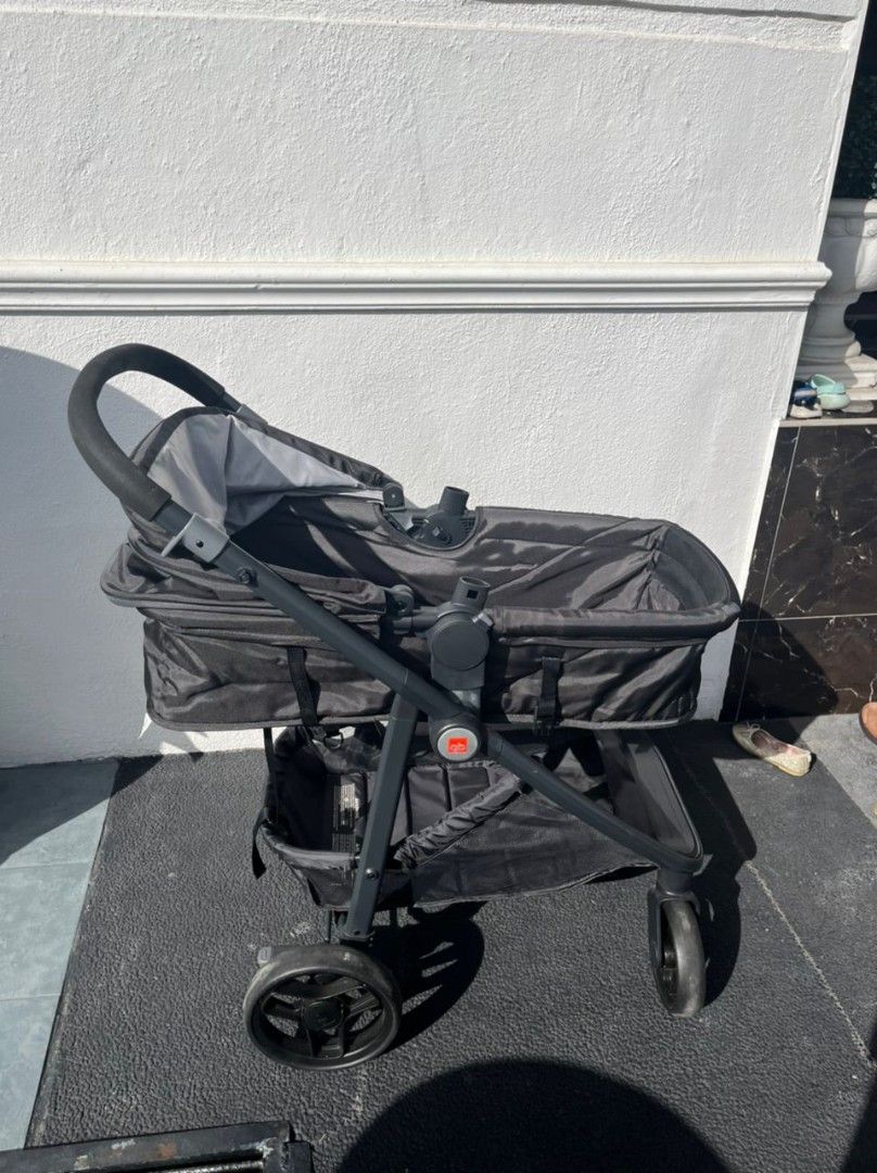 Gb lyfe cheap stroller