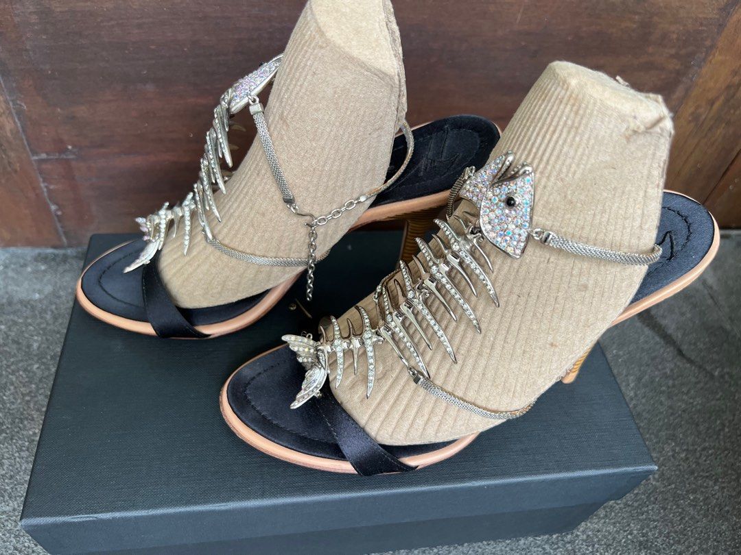 Giuseppe zanotti shop fishbone sandals