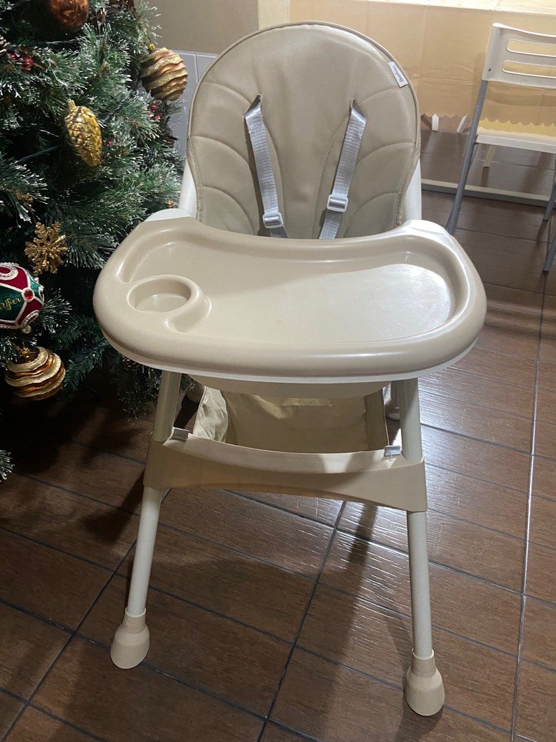 Babylo eatin hot sale mess highchair review