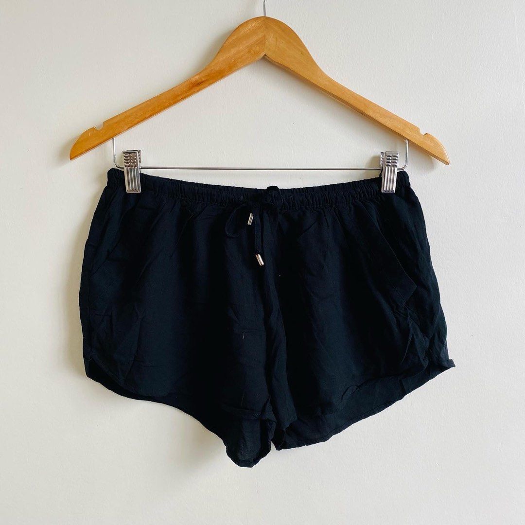 H M Dolphin Cotton Shorts Women s Fashion Bottoms Shorts on Carousell