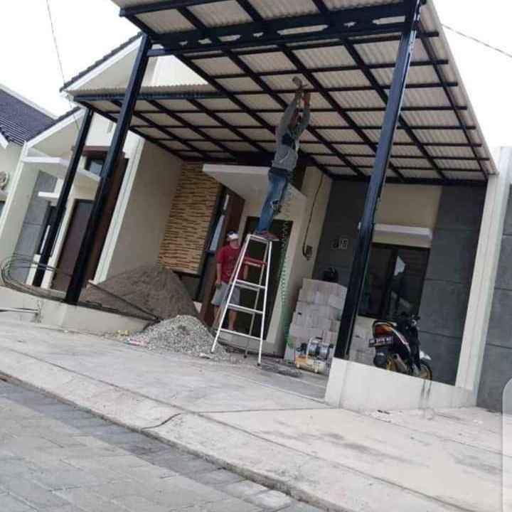 Kanopi baja ringan atap alderon single rangka cat warna hitam