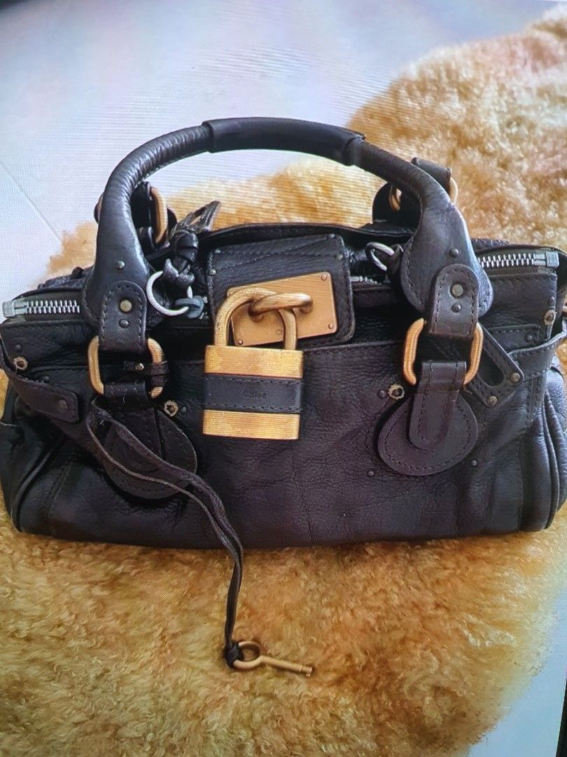 The original It bag, the Chloé Paddington, has been reissued | Chloe  paddington, Mid 2000s fashion, Celebrity look