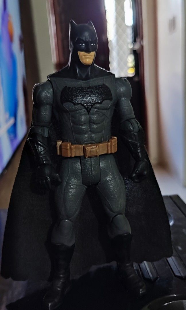 Mattel - Figura Batman Justice League Con Luces Y Sonidos (FFM04