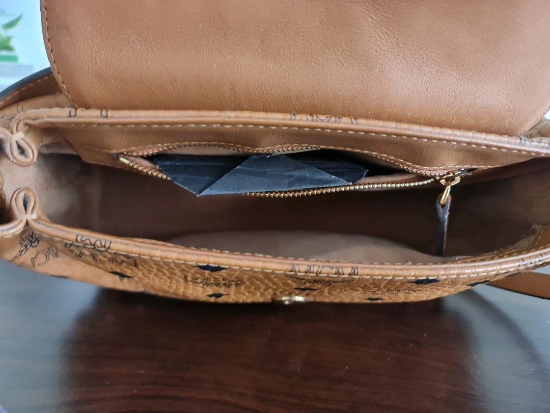 Mcm best sale wallet bag
