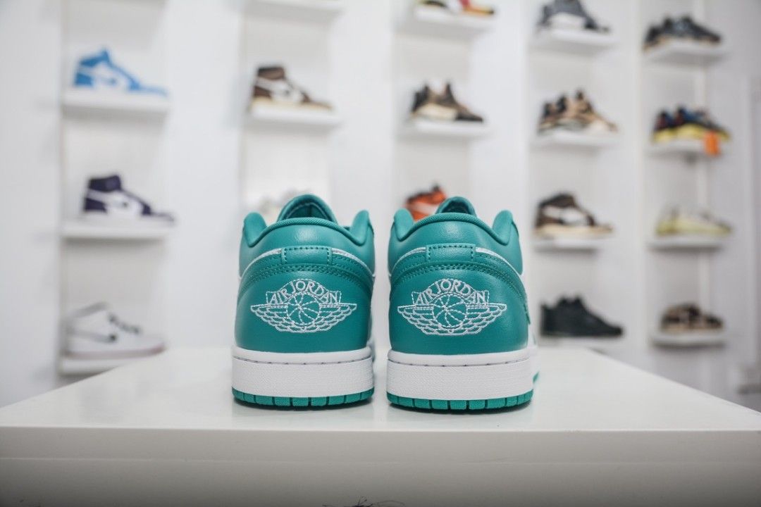 Jordan retro 11 turquoise hot sale