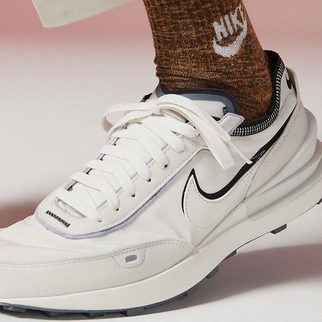 Nike Waffle One SE Phantom Sail, Men's Fashion, Footwear, Sneakers on