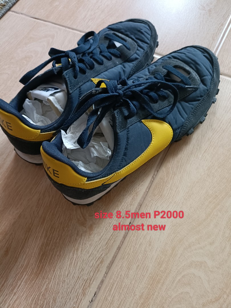 mens nike waffle racer trainers