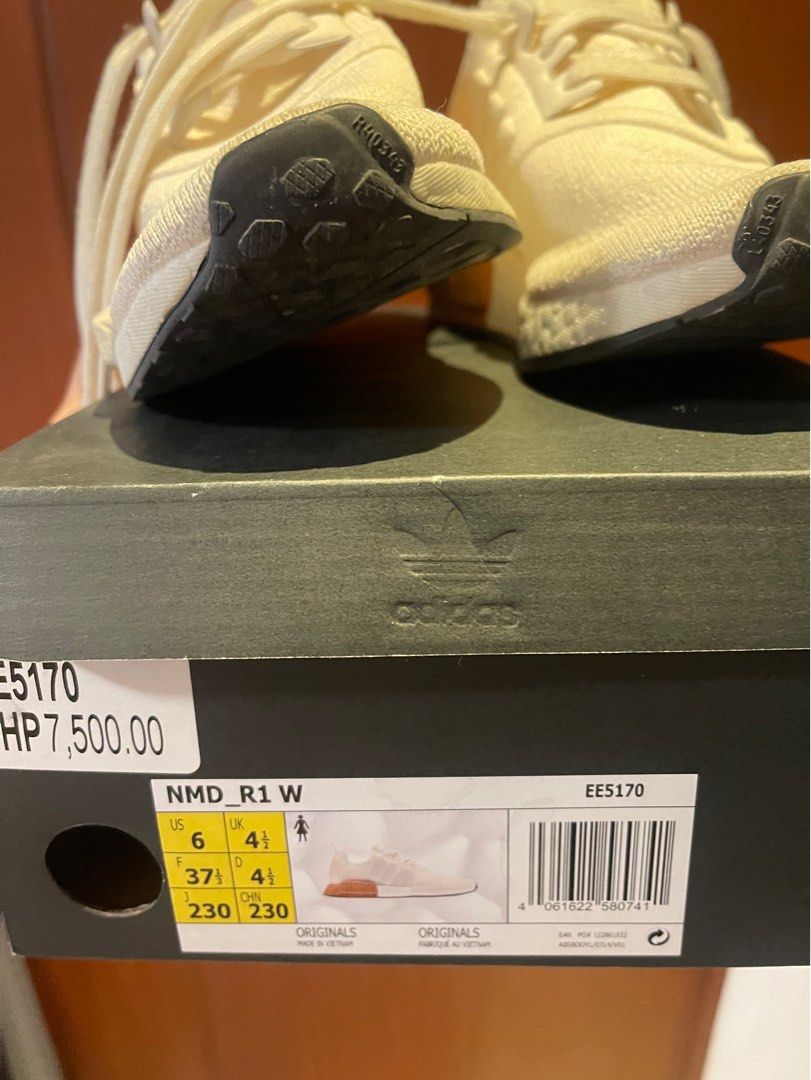 nmd r4